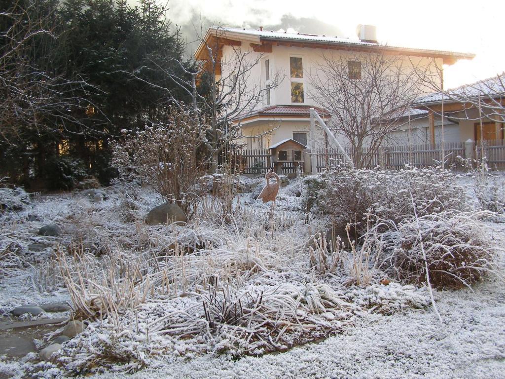 Hotel Haus Schuchter Pfunds Exterior foto